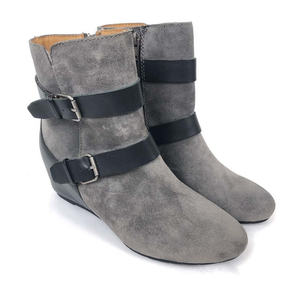 Comfortiva Ramika Suede Ankle Boots Booties
